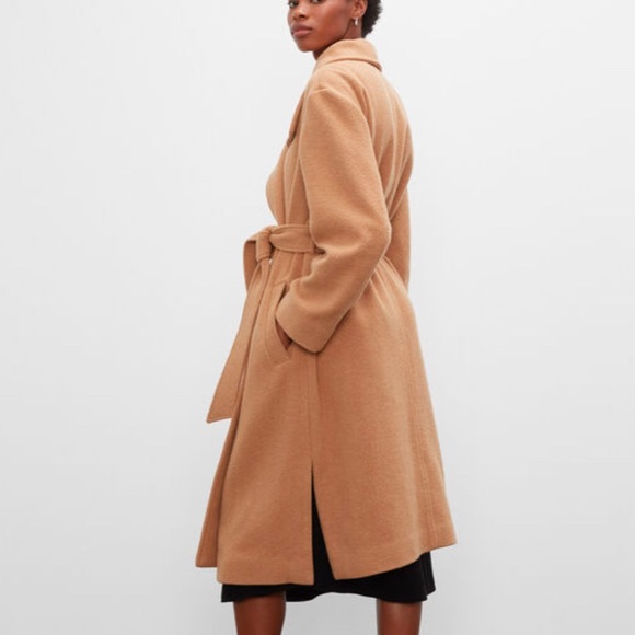 Club Monaco tie waist cardigan camel coat - M - Excellent pre-owned condition! - Picture 2 of 5